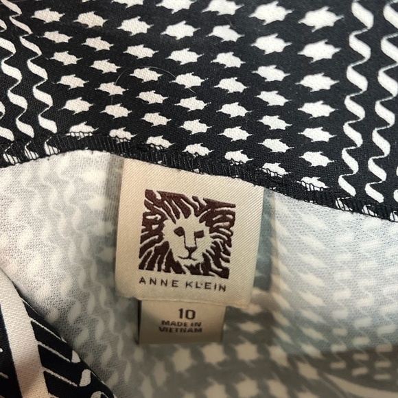 Anne Klein Size 10 Faux Leather Checked Houndstooth Mini Skirt Zipper Detail - Picture 9 of 14